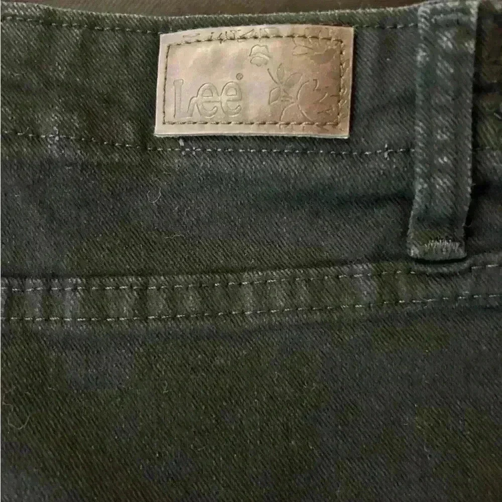 Lee Relaxed Fit Elastic Side Jeans, Black, 16 Short - Picture 4 of 4